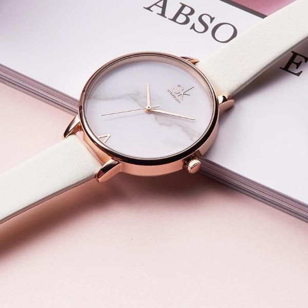 Montre tendance Shengke pour femme.