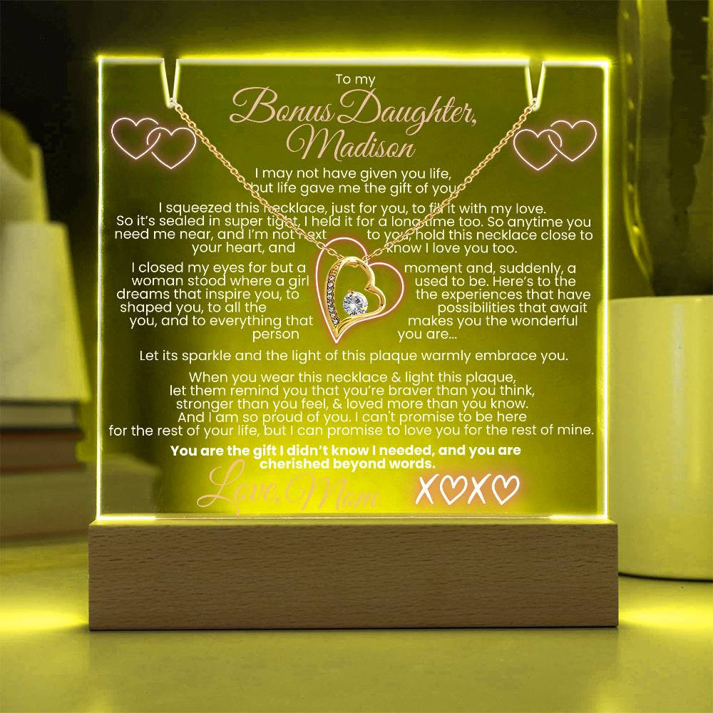 Bonus Daughter Glowing Hearts Lit Keepsake Message Plaque & Necklace Gift Bundle